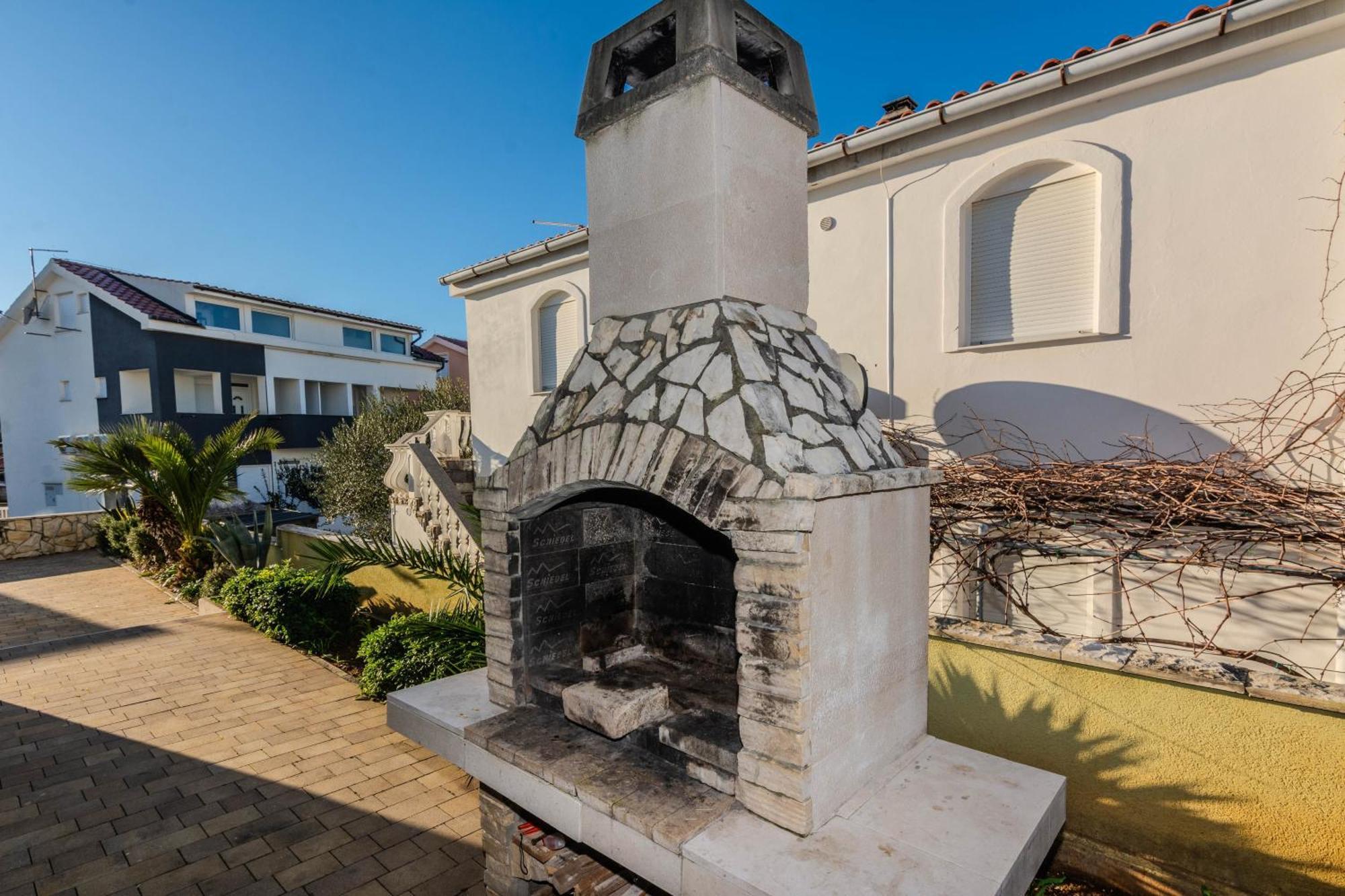Apartments By The Sea Vir - Lozice, Vir - 18593 Exterior foto